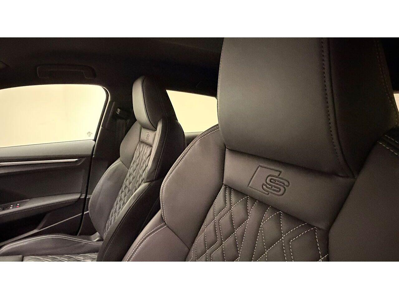Audi S3 view 30