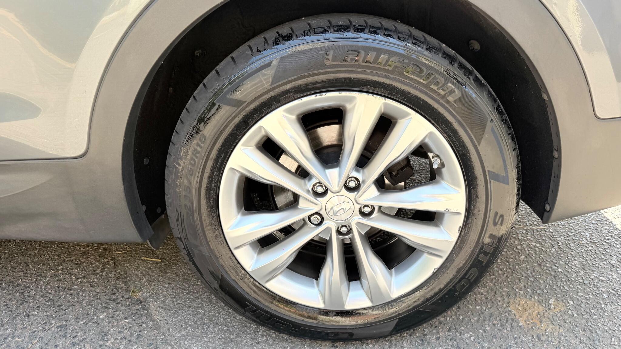 Hyundai Santa Fe view 49