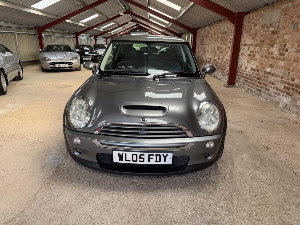 Mini Hatch view 2