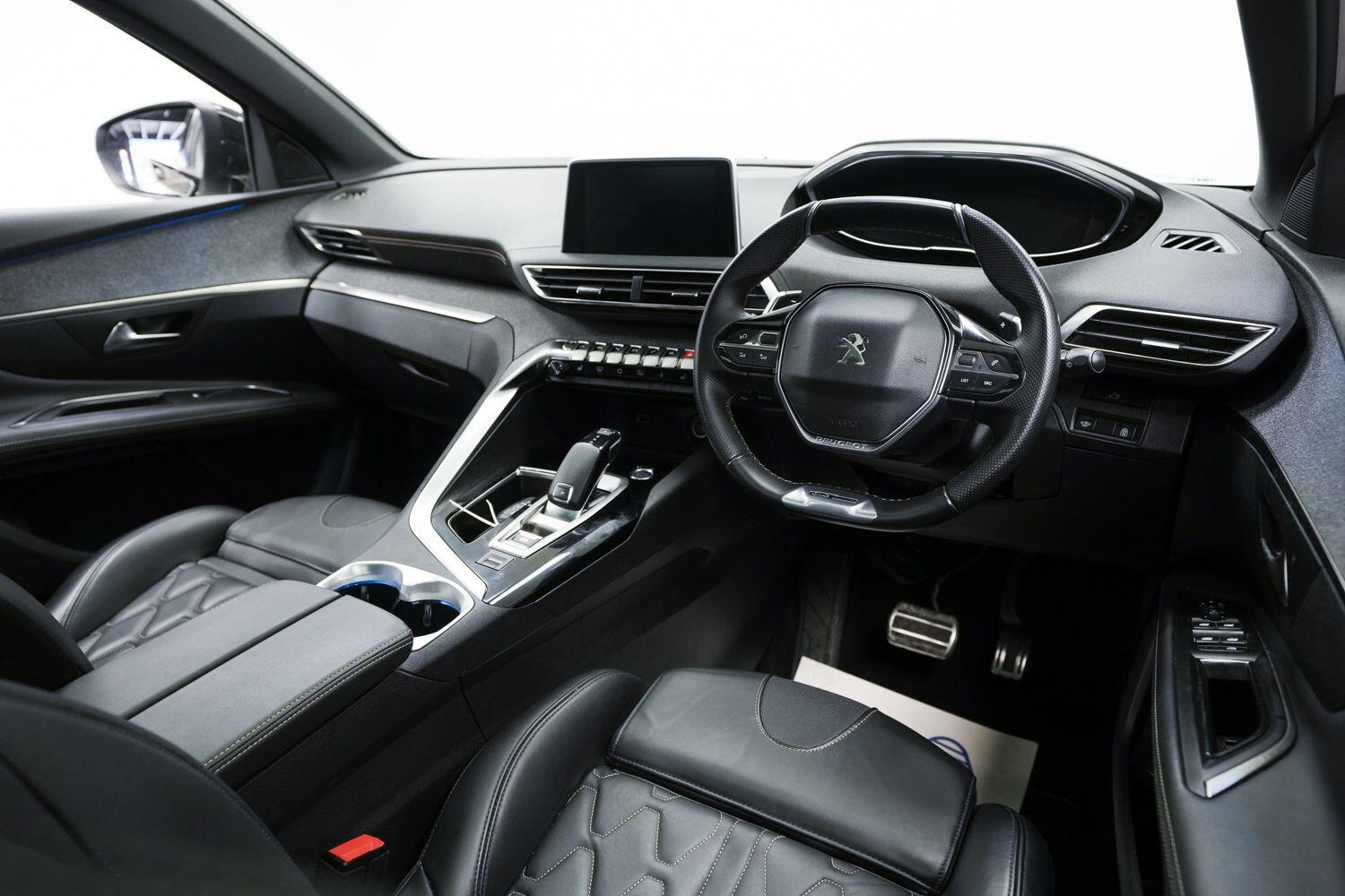 Peugeot 3008 view 10