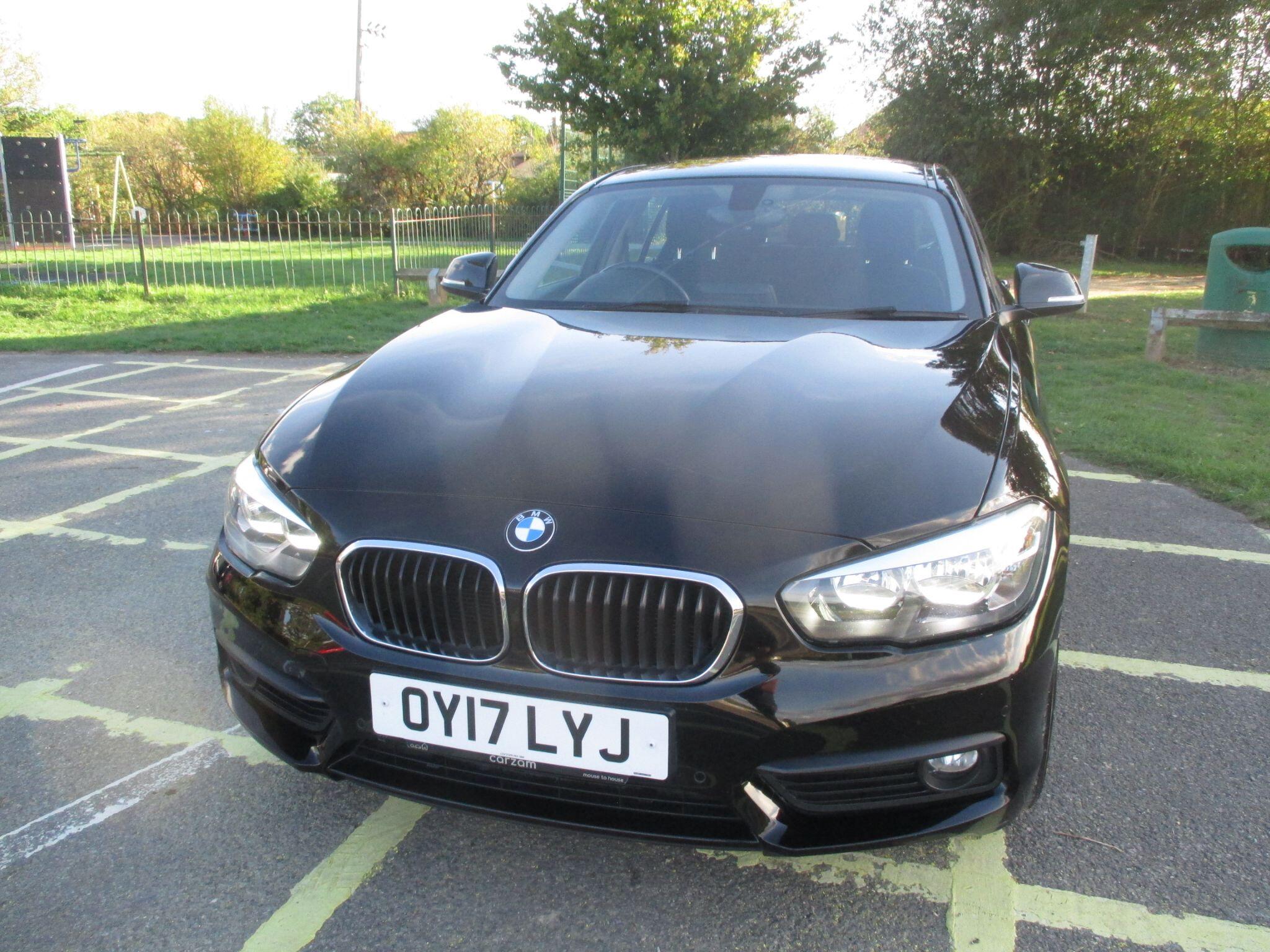 BMW 1 Series view 20