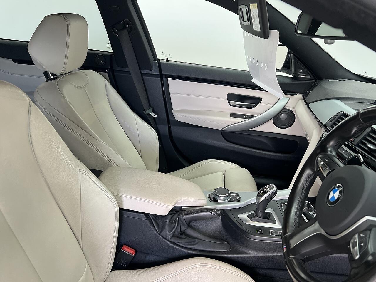 BMW 4 Series view 13