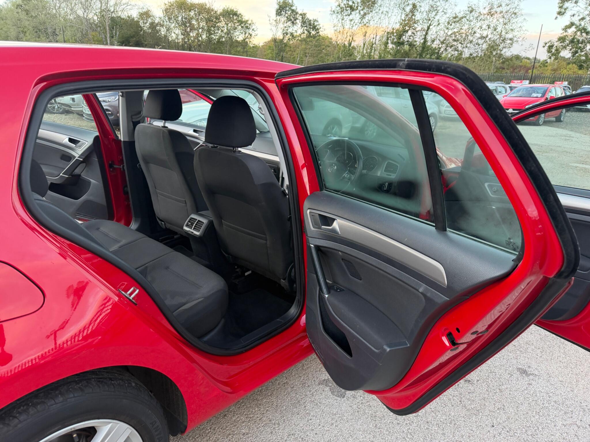 Volkswagen Golf view 65