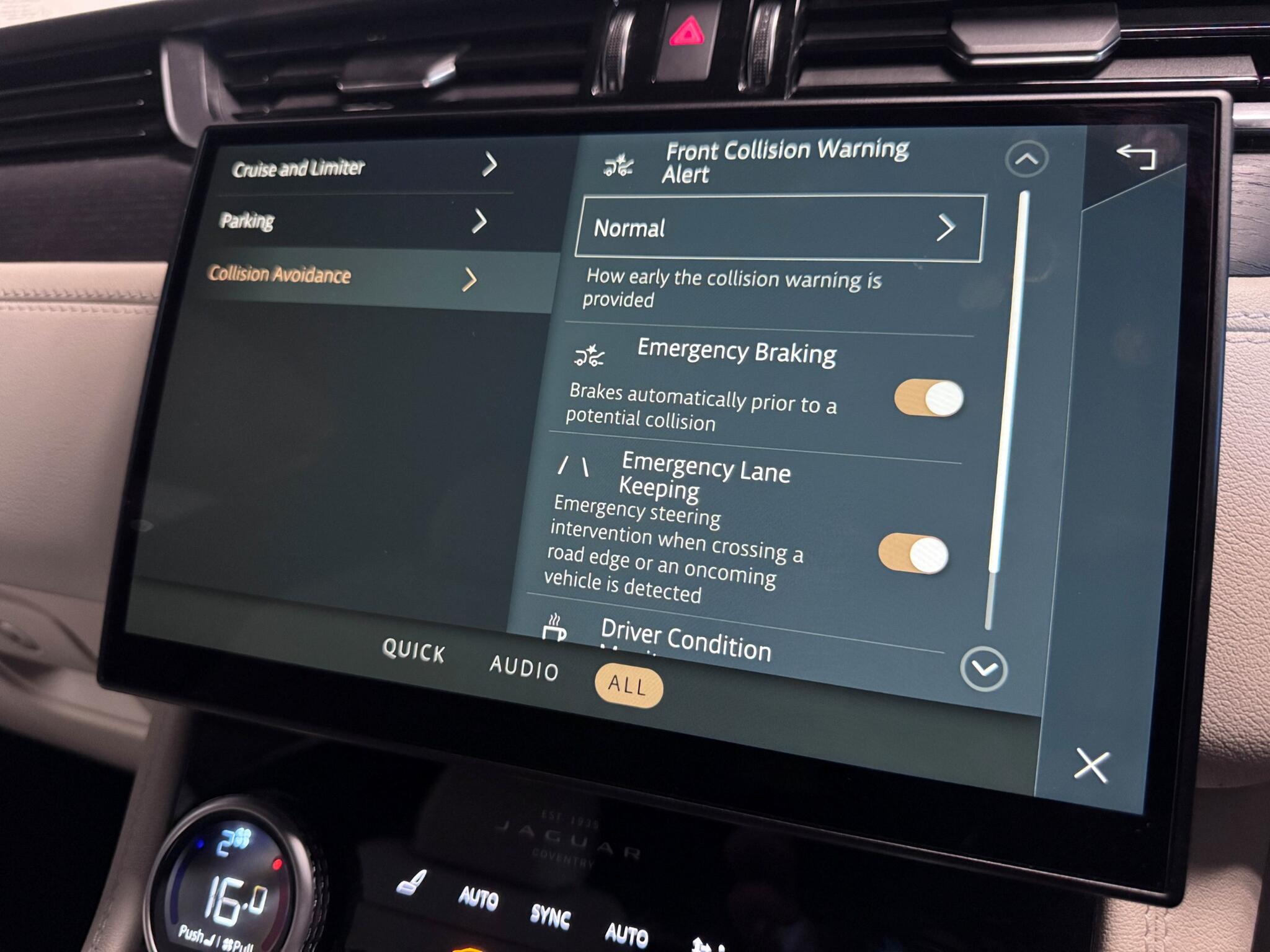 Jaguar F-Pace view 62