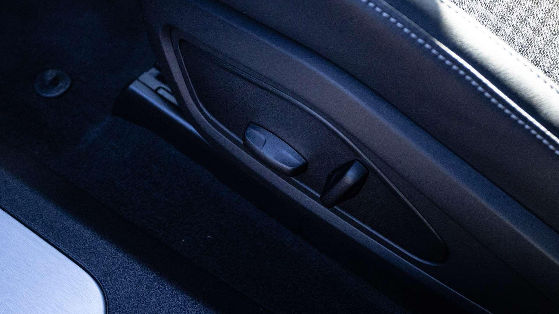Porsche Taycan view 31