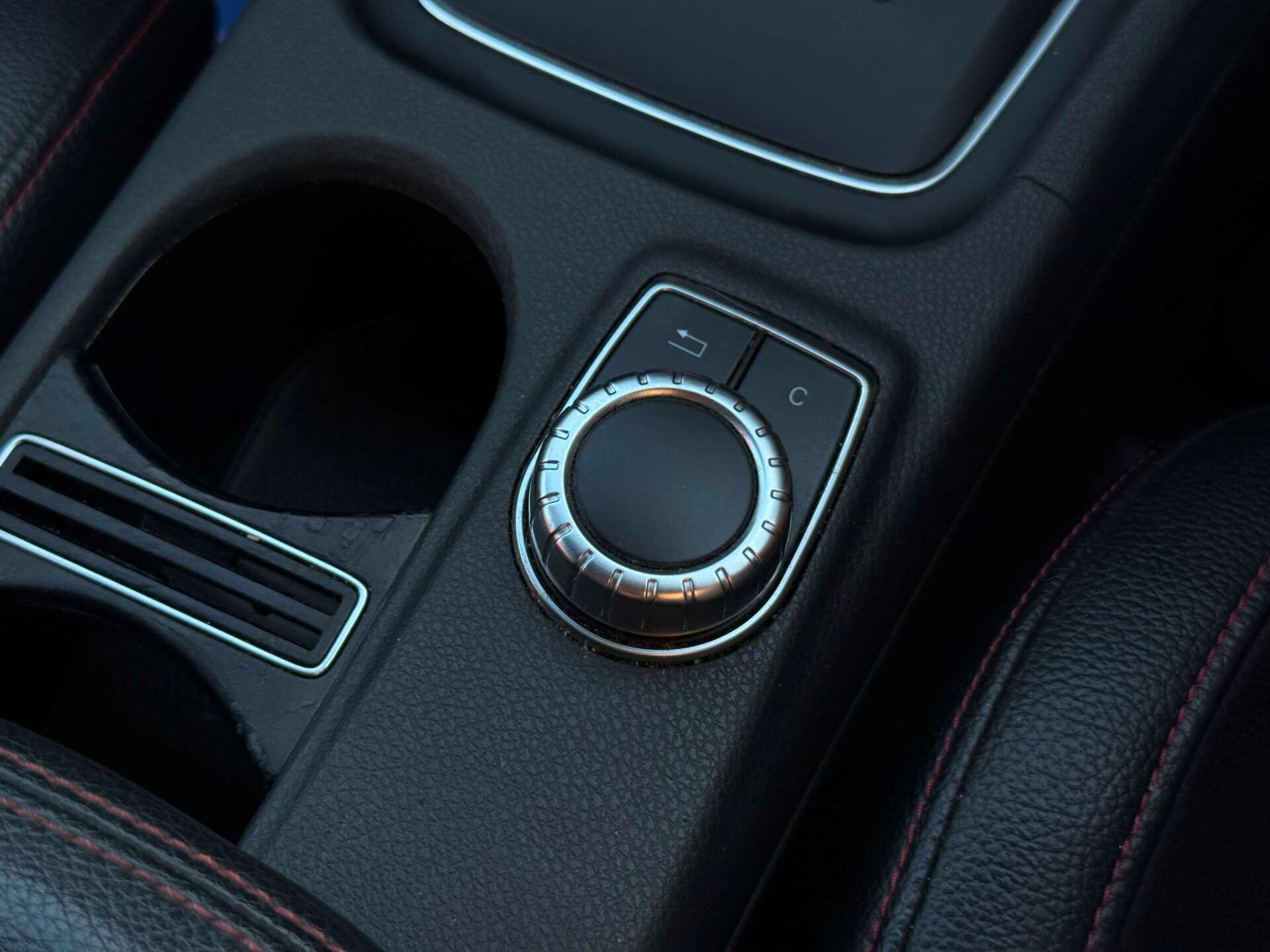 Mercedes-Benz Cla view 61