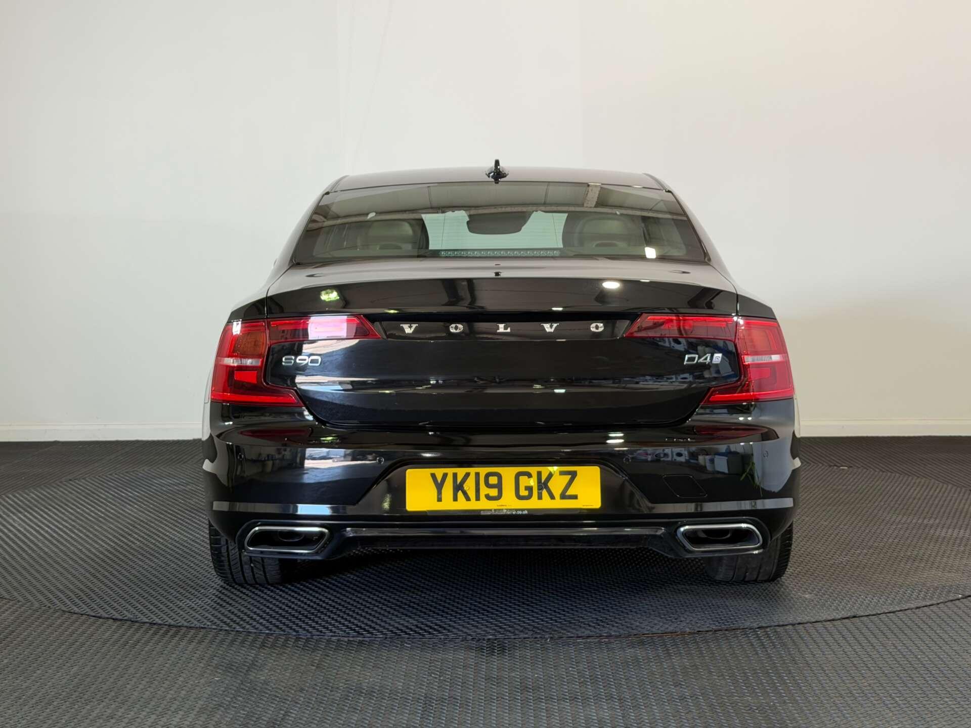 Volvo S90 view 6