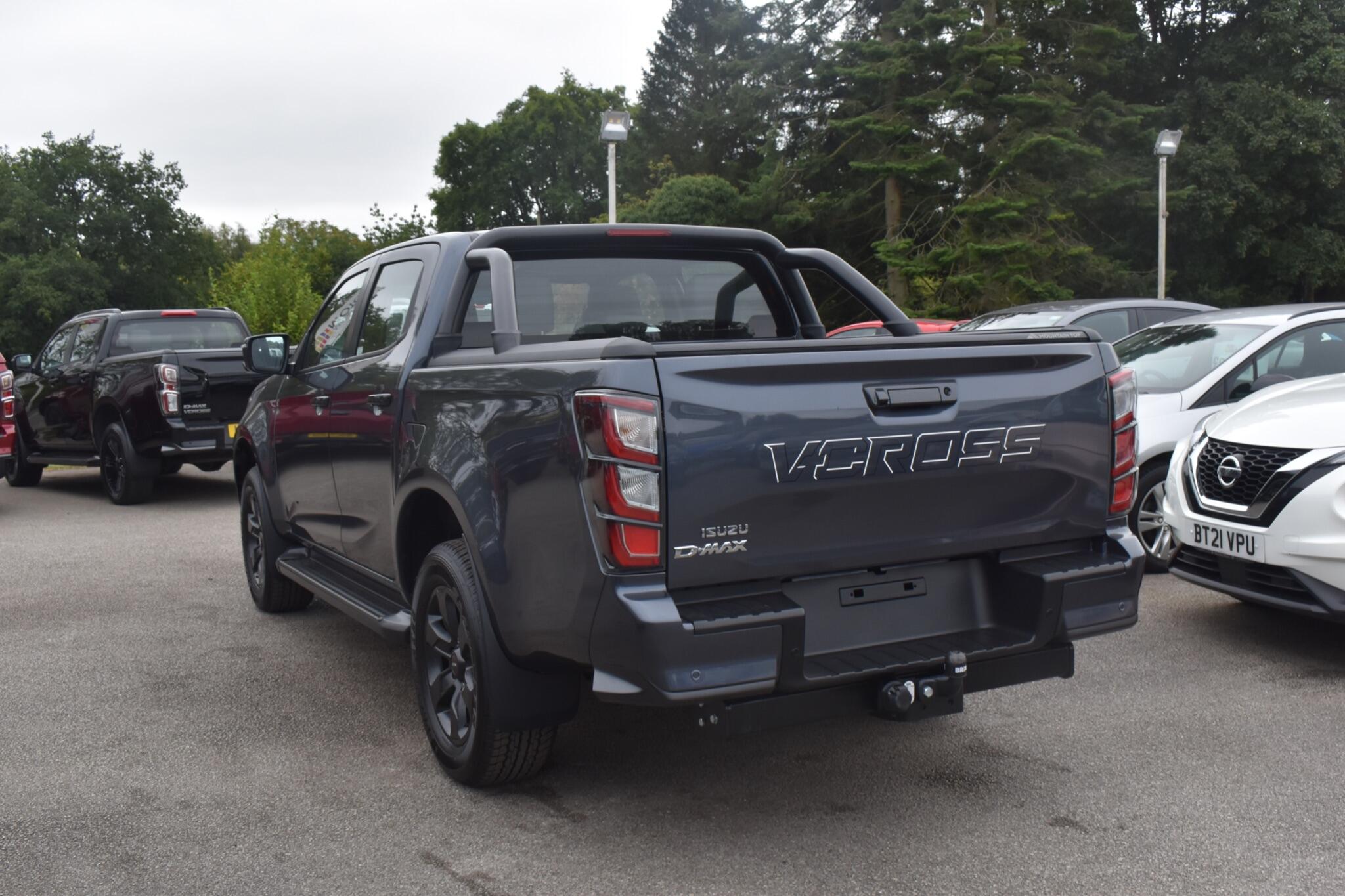 D-Max - 1.9 TD V-Cross Auto 4WD Euro 6 (s/s) 4dr - Image 11