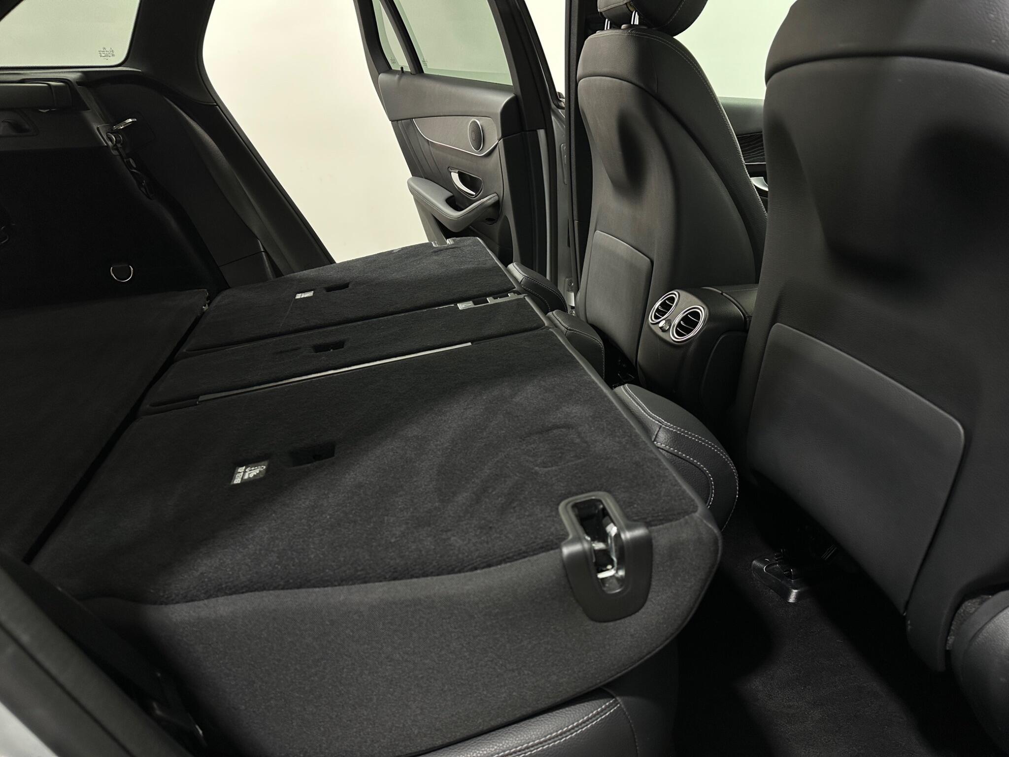 Mercedes-Benz GLC view 47