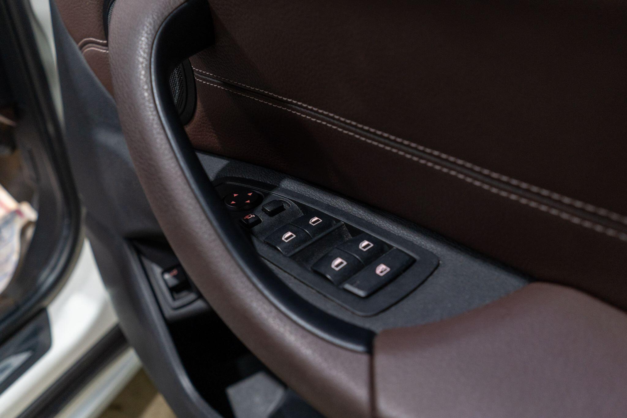 BMW X1 view 24