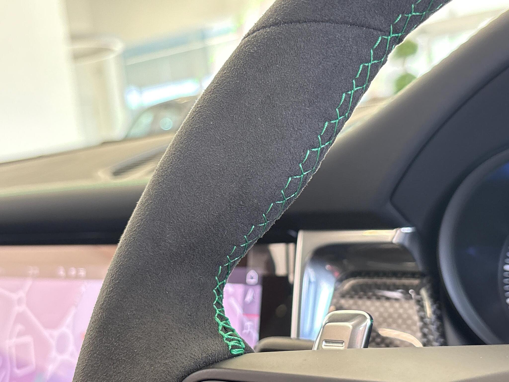 Porsche Macan view 45