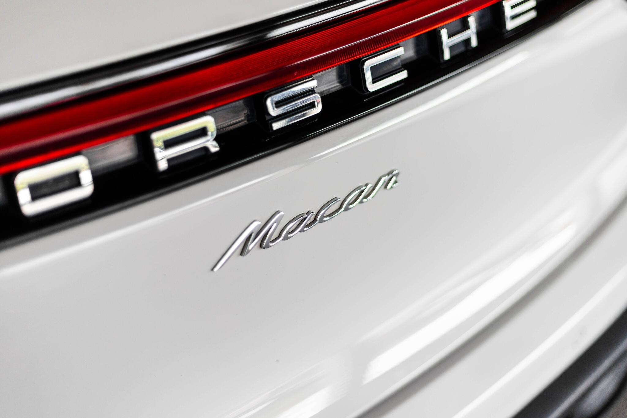 Porsche Macan view 27