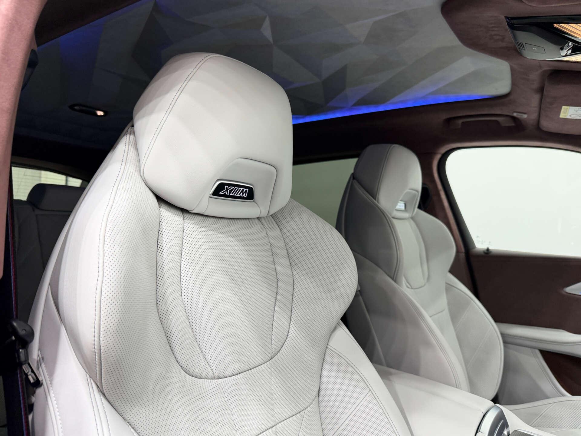 BMW XM view 41