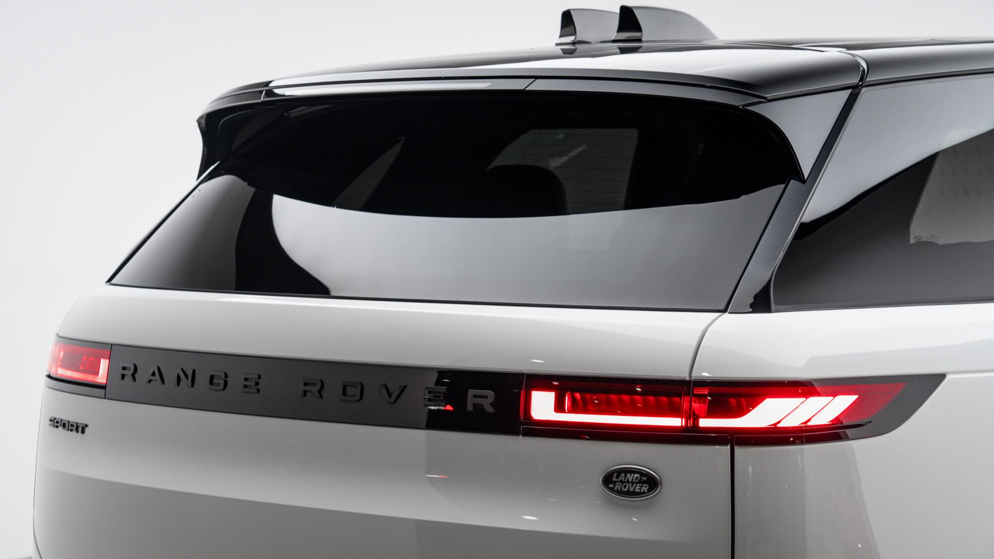 Land Rover Range Rover Sport view 17