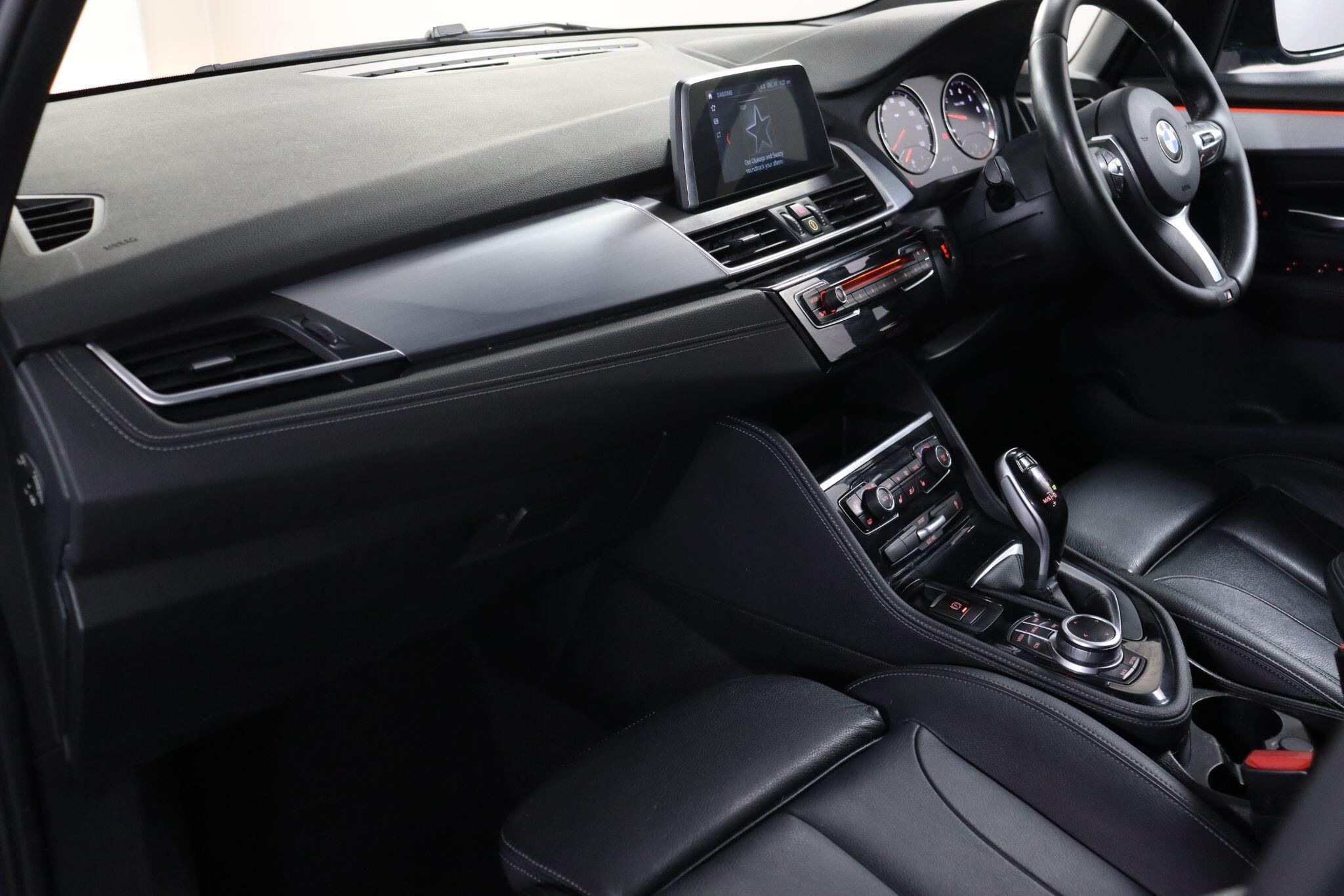 BMW 2 Series Active Tourer view 34