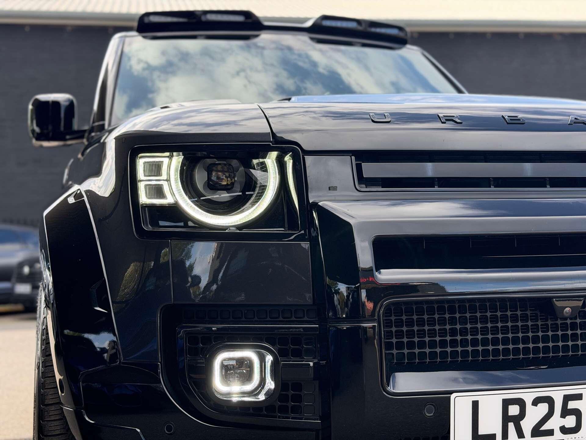 Land Rover Defender view 16