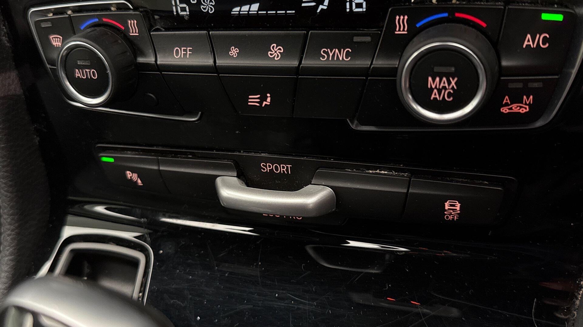 BMW 2 Series view 20