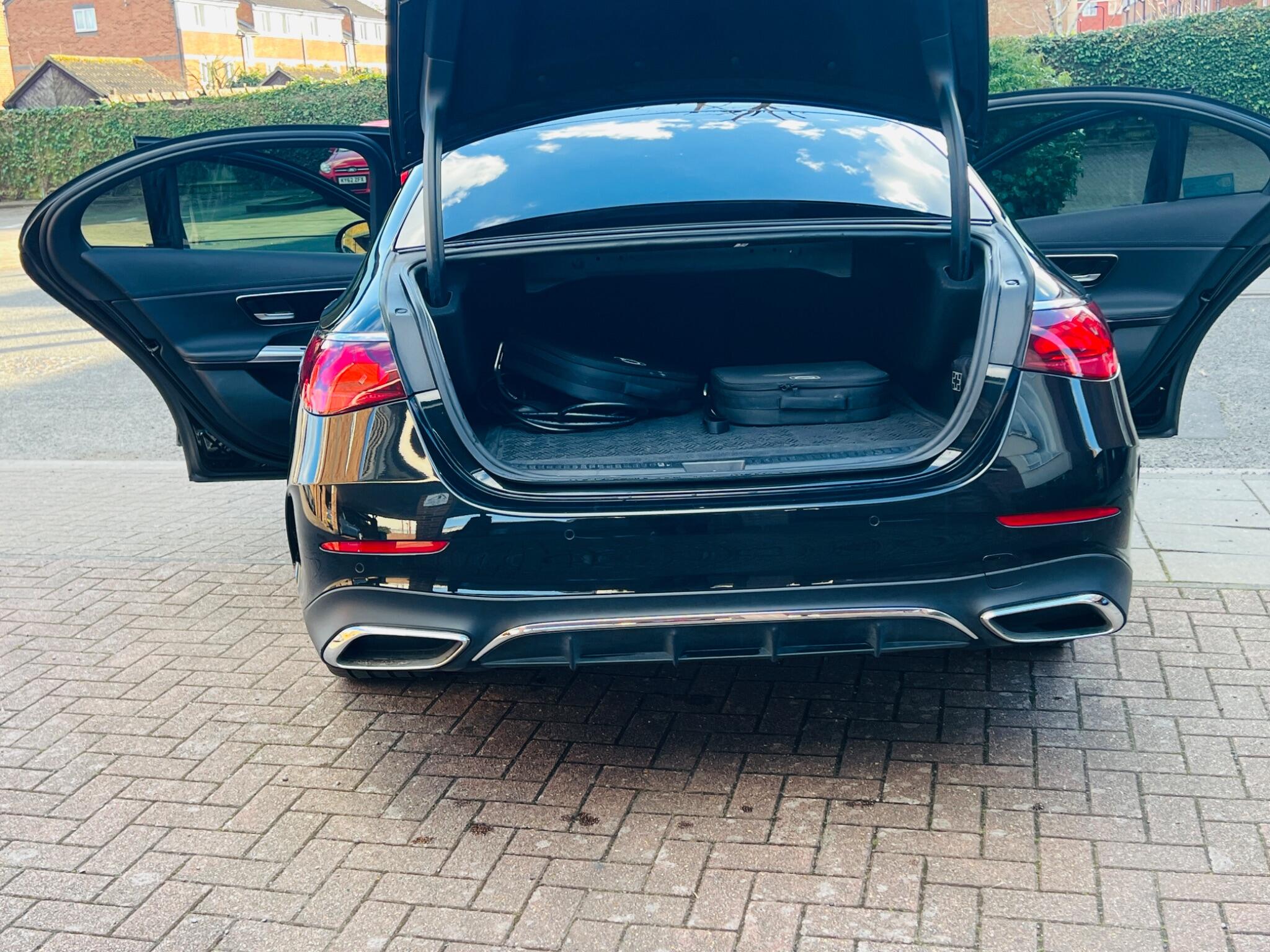 Mercedes-Benz E Class view 43