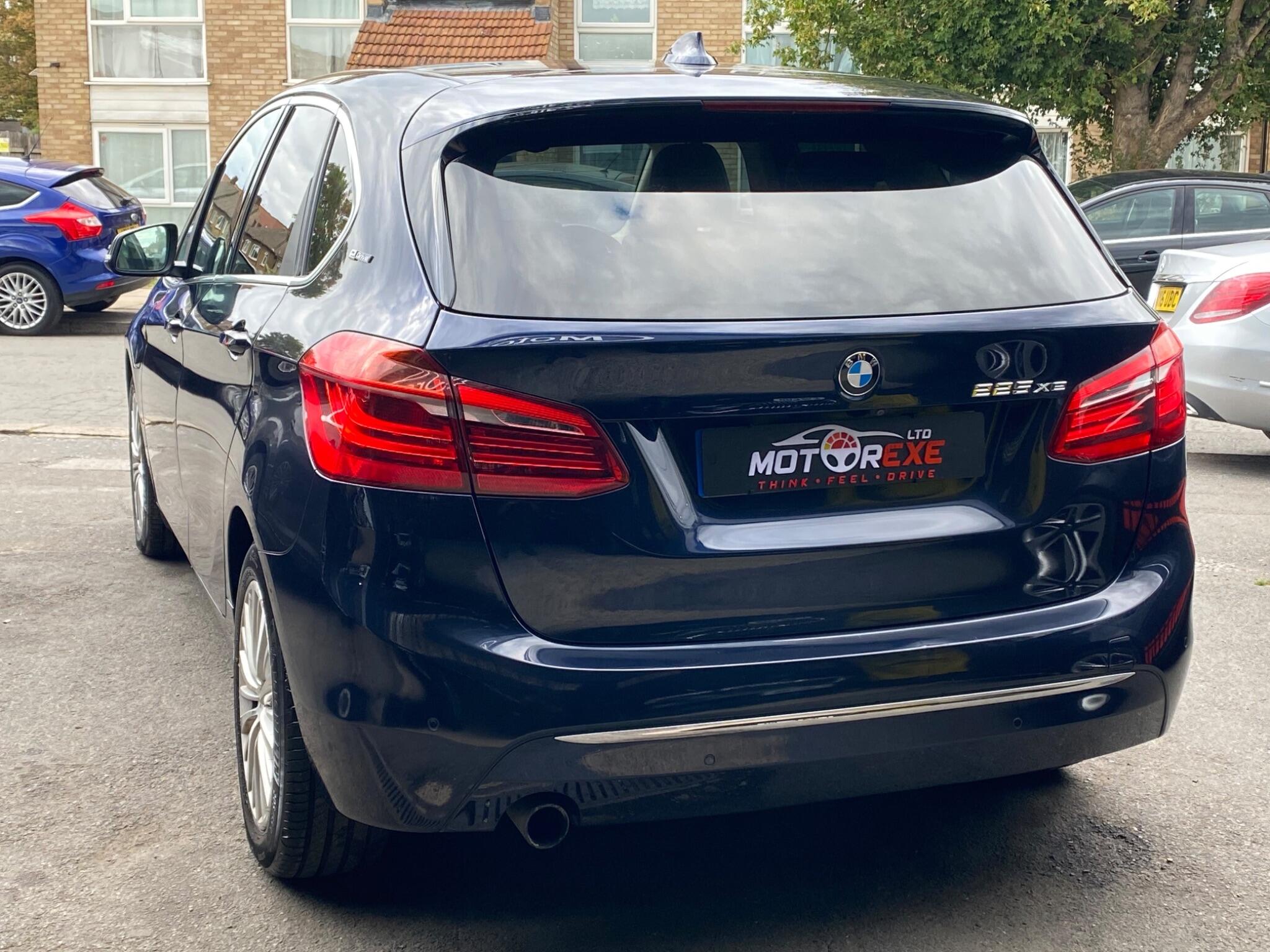 BMW 2 Series view 8