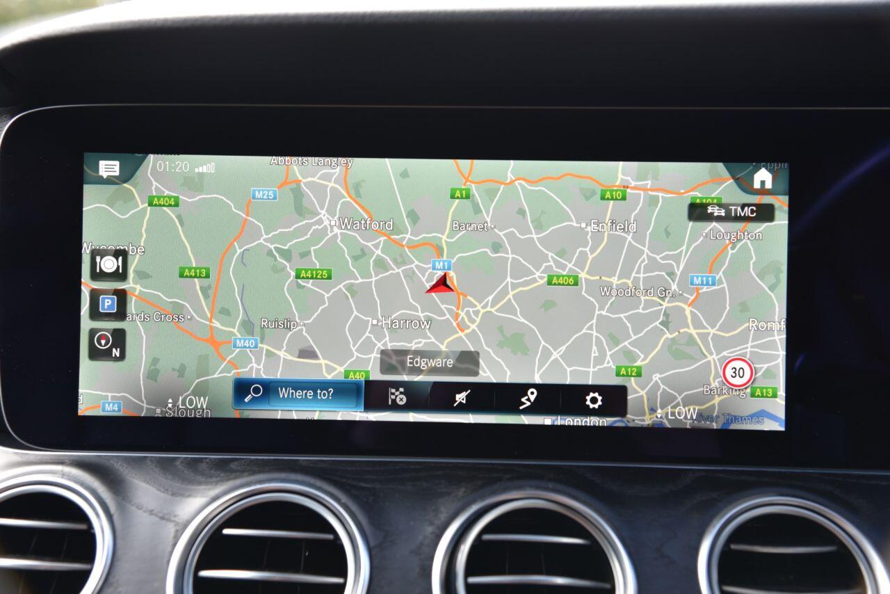 Mercedes-Benz E Class view 42