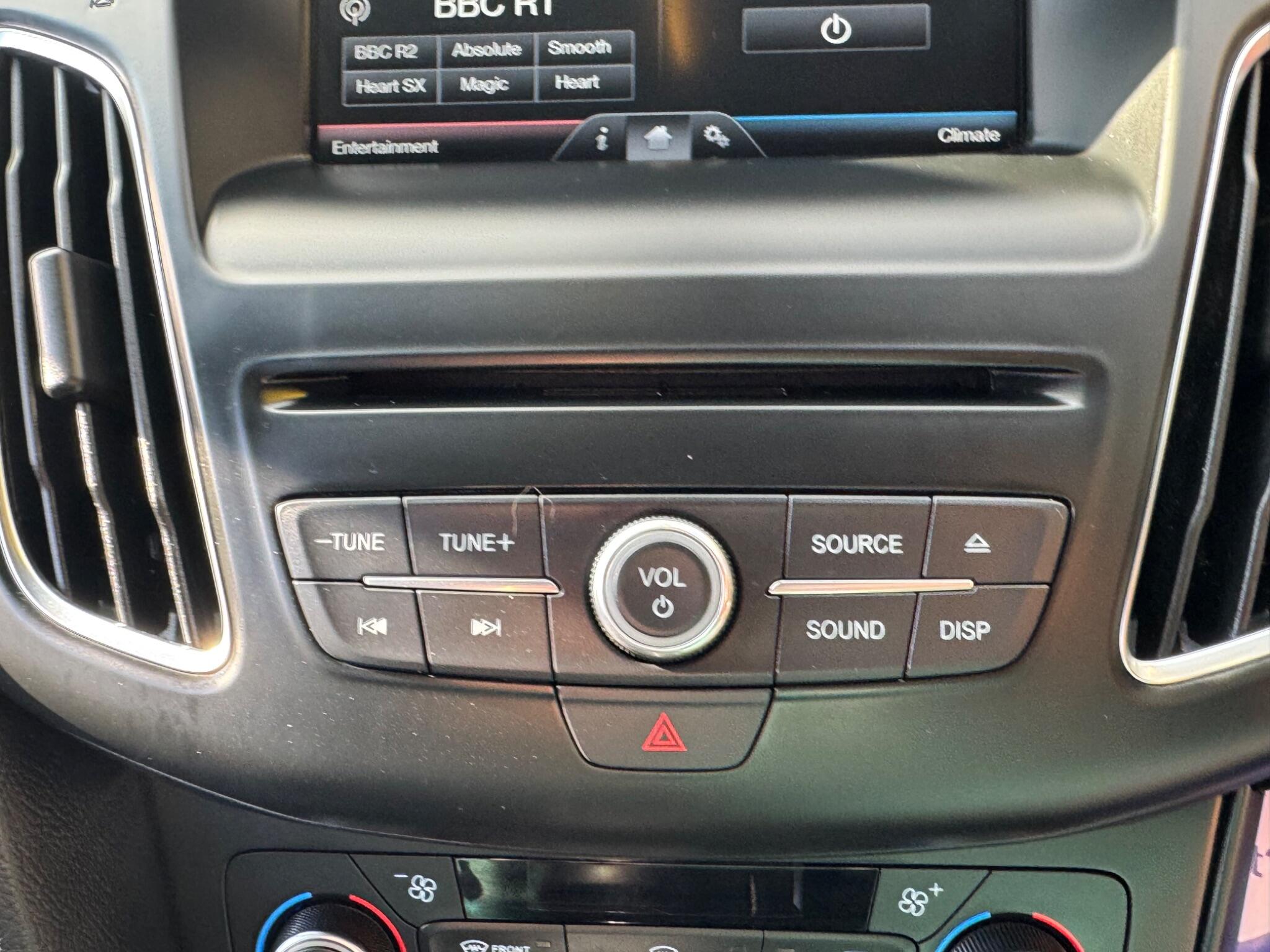 Ford Focus view 31