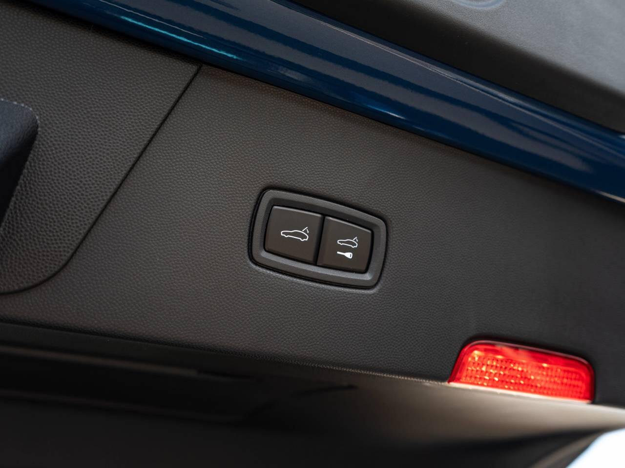 Porsche Cayenne view 46