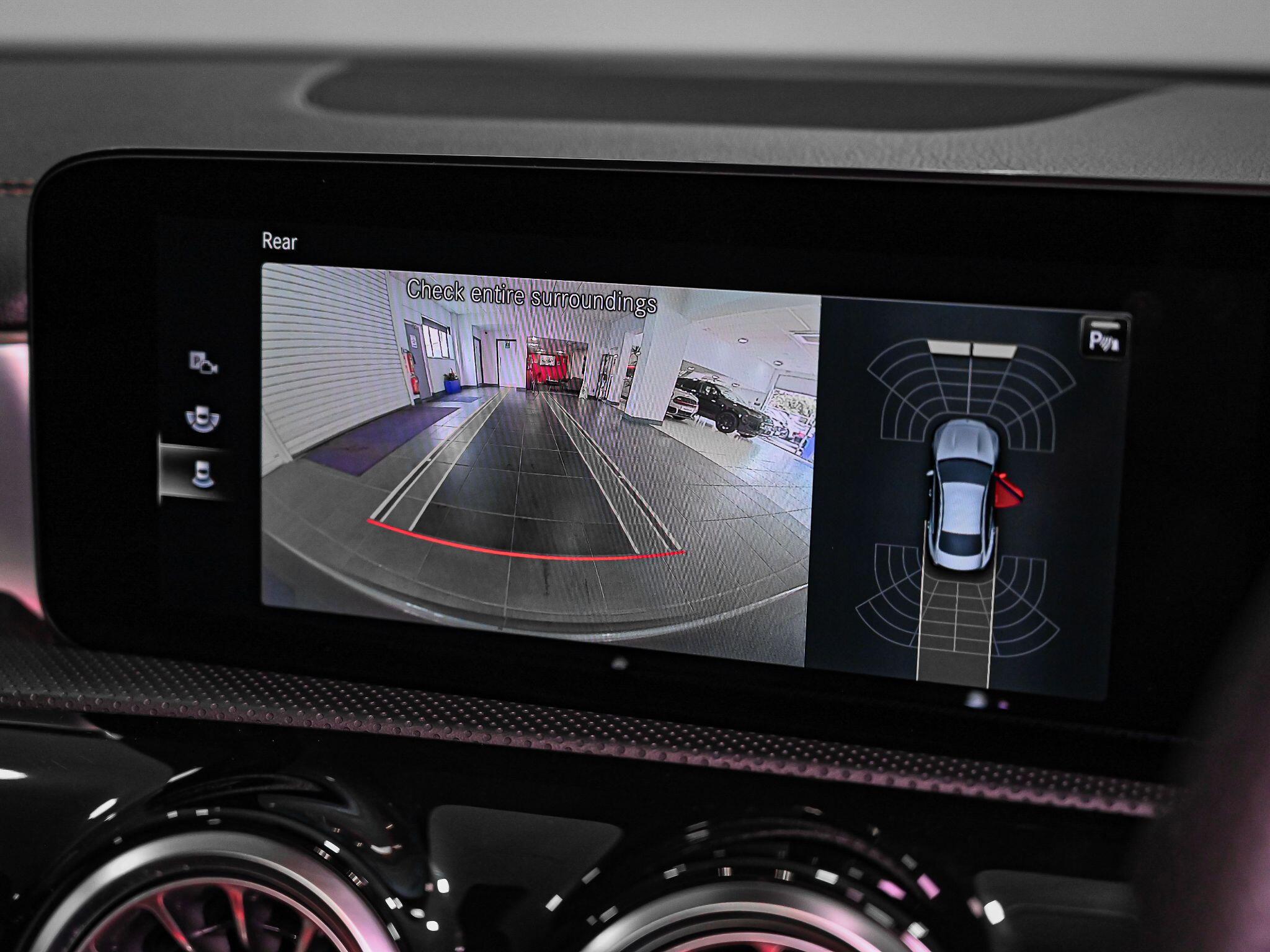 Mercedes-Benz Cla view 17