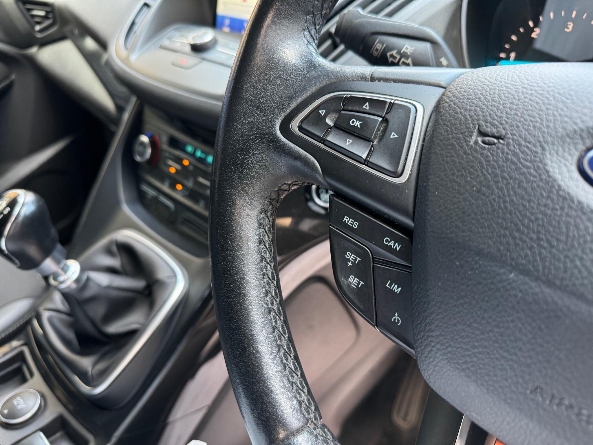Ford Kuga view 15