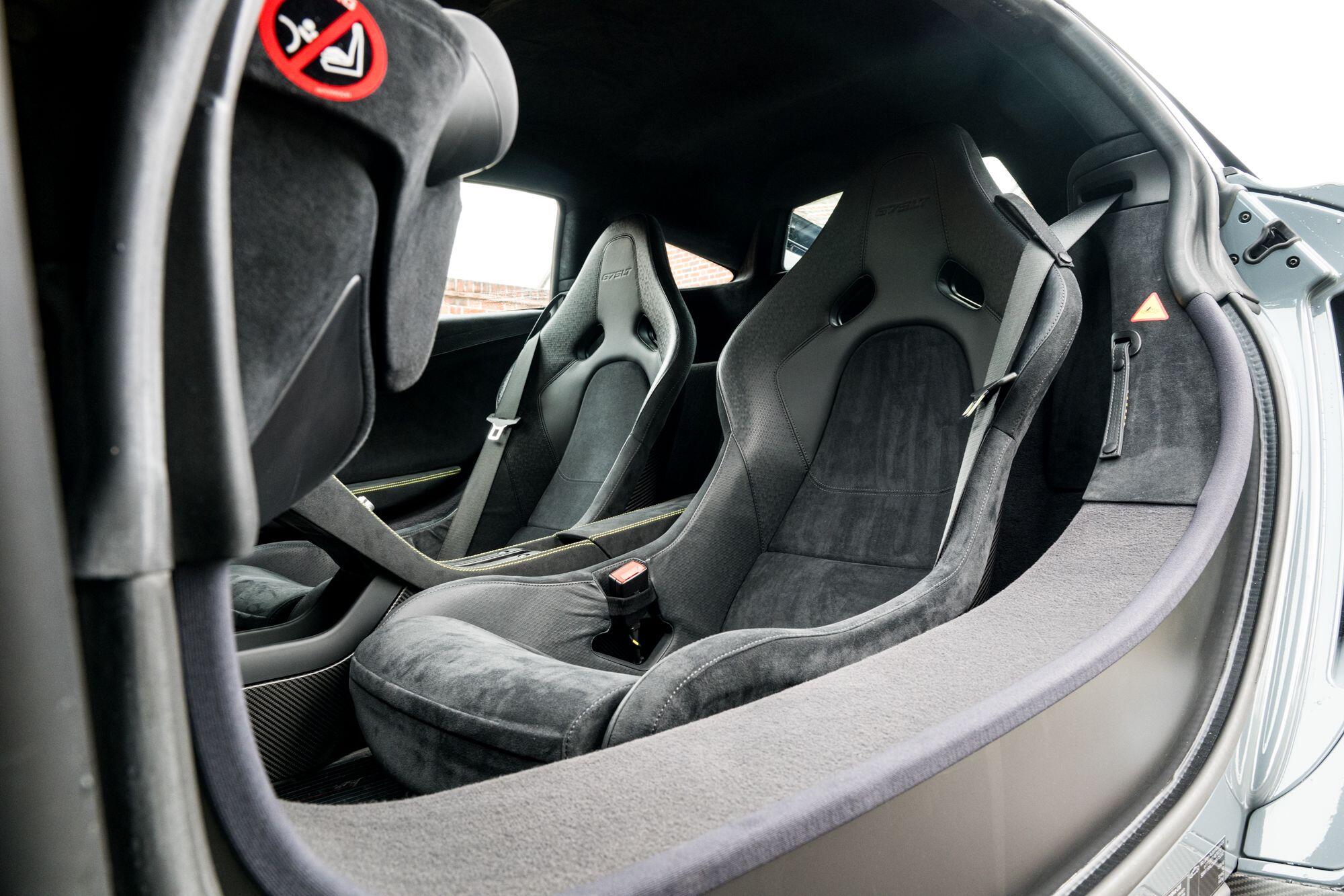 McLaren 675LT view 42