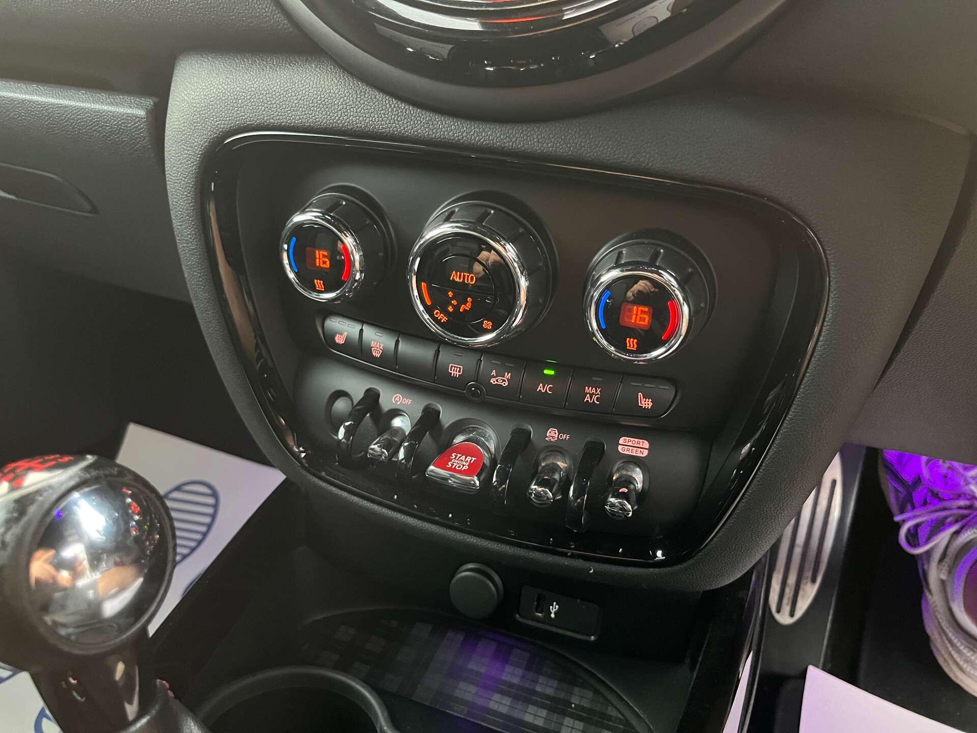 Mini Clubman view 42