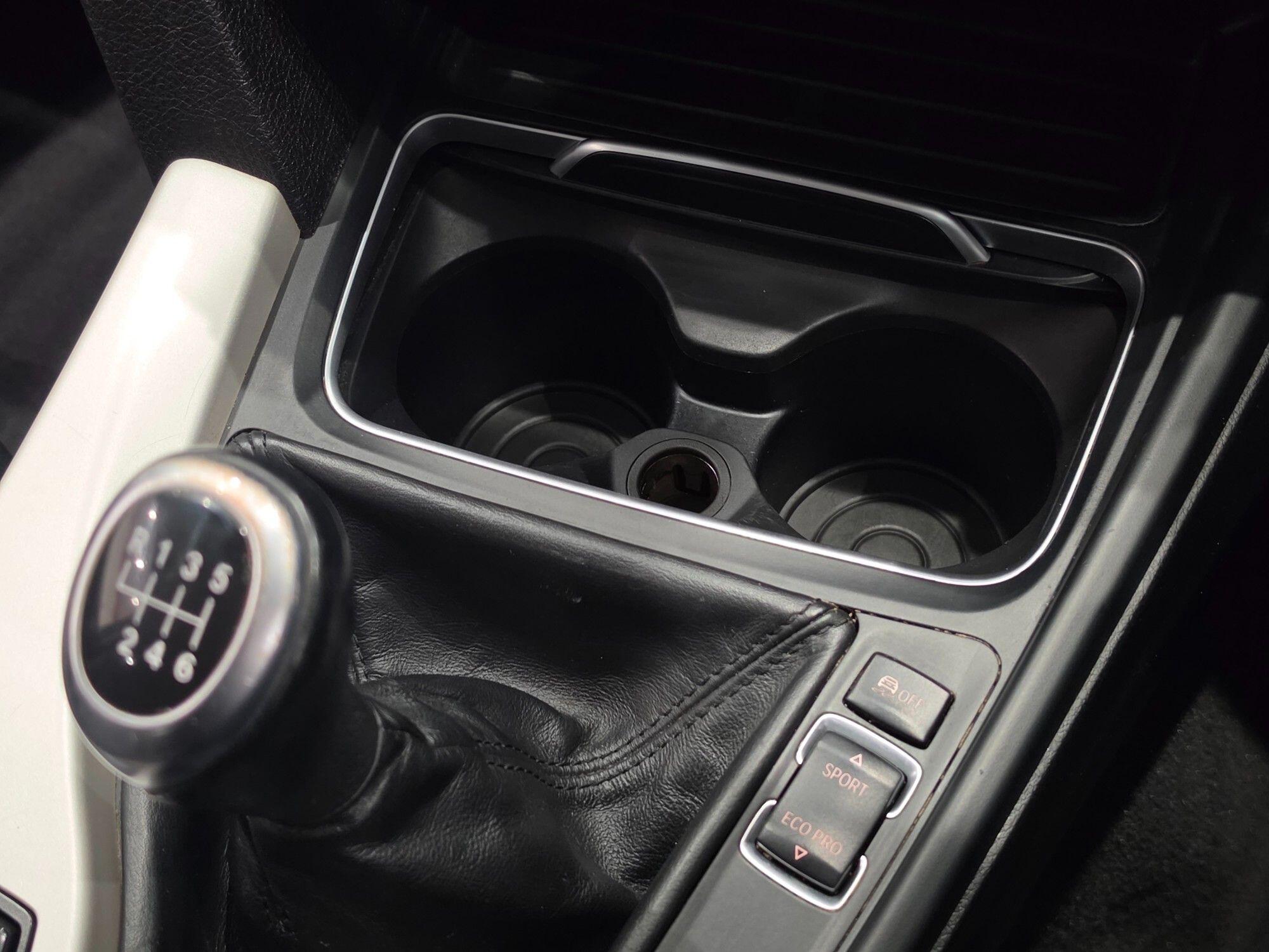 BMW 3 Series view 75