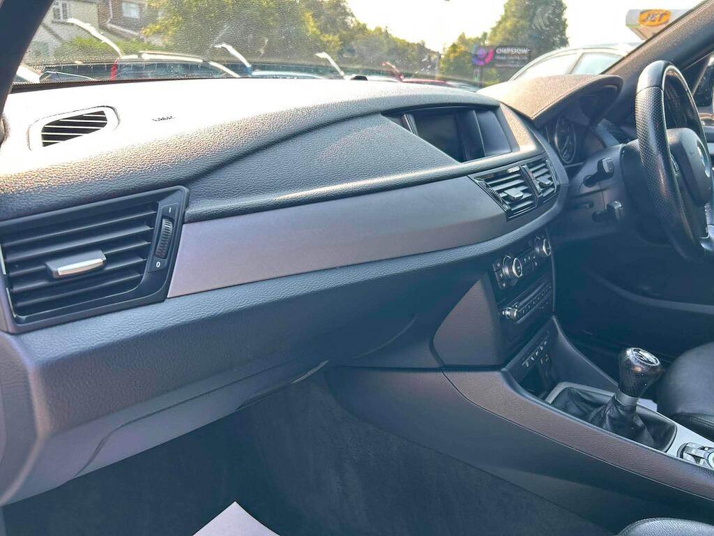 BMW X1 view 19
