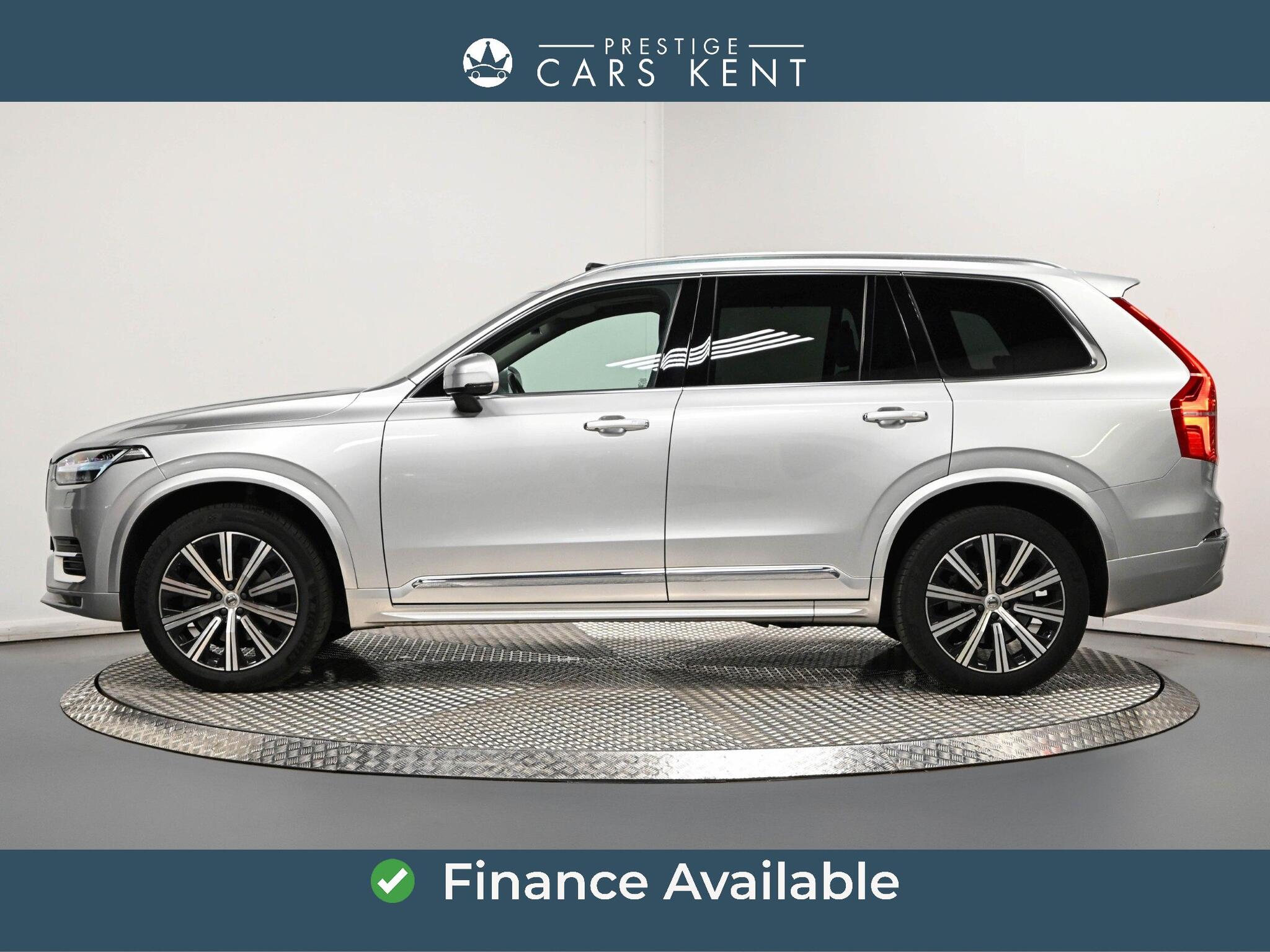 Volvo XC90 view 4