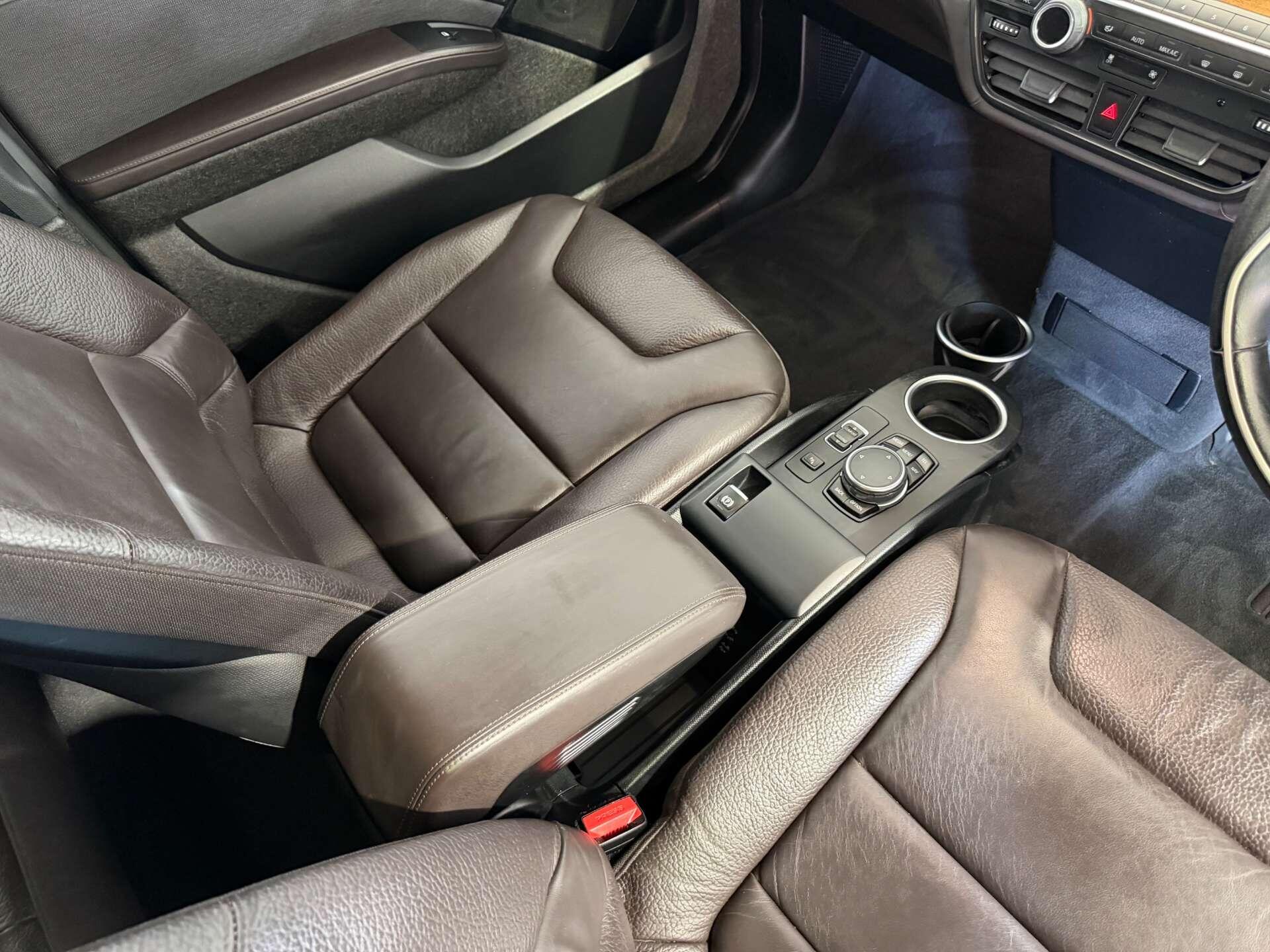 BMW i3 view 20