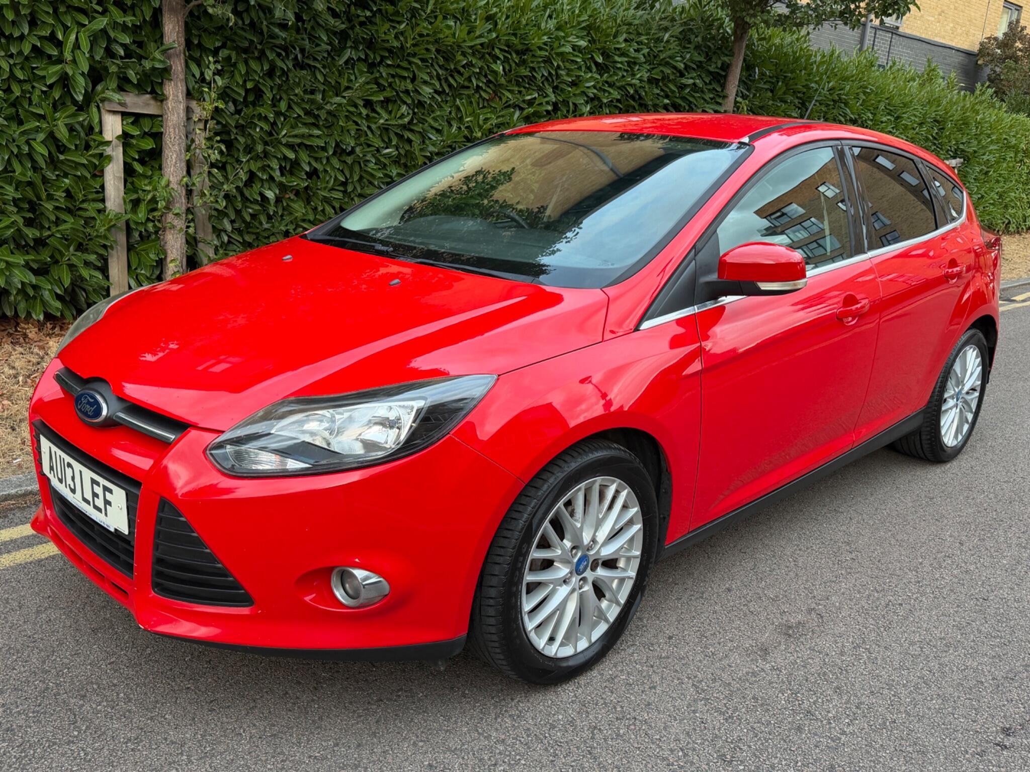 Ford Focus view 6
