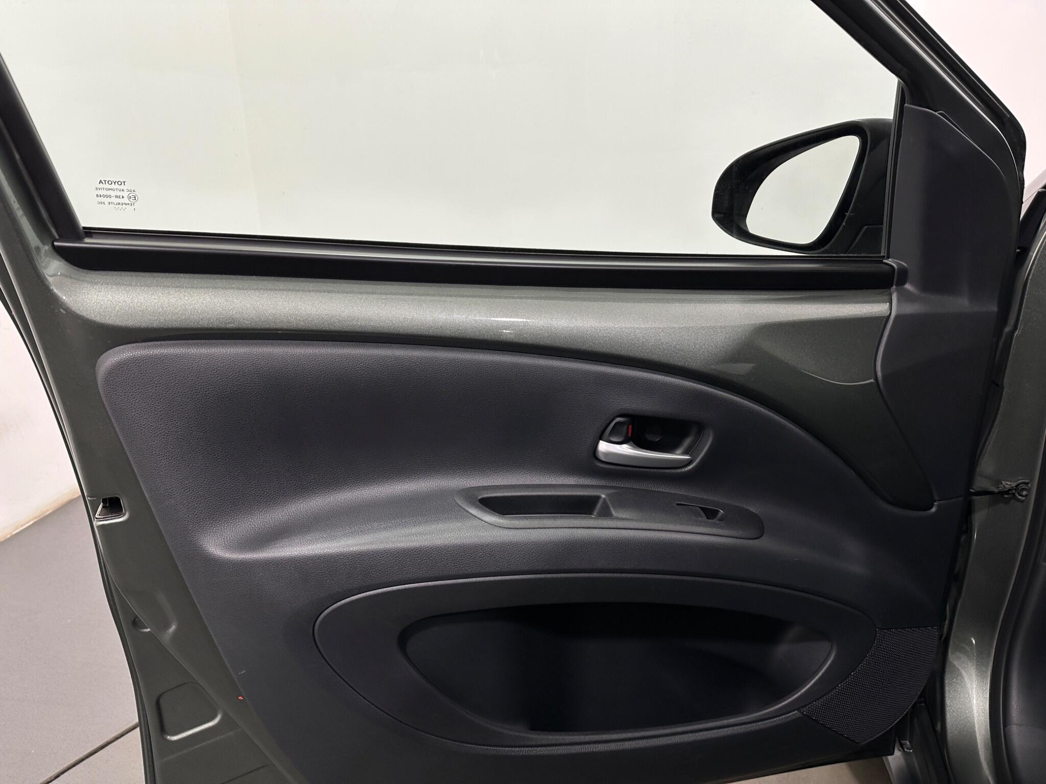 Toyota Aygo X view 35