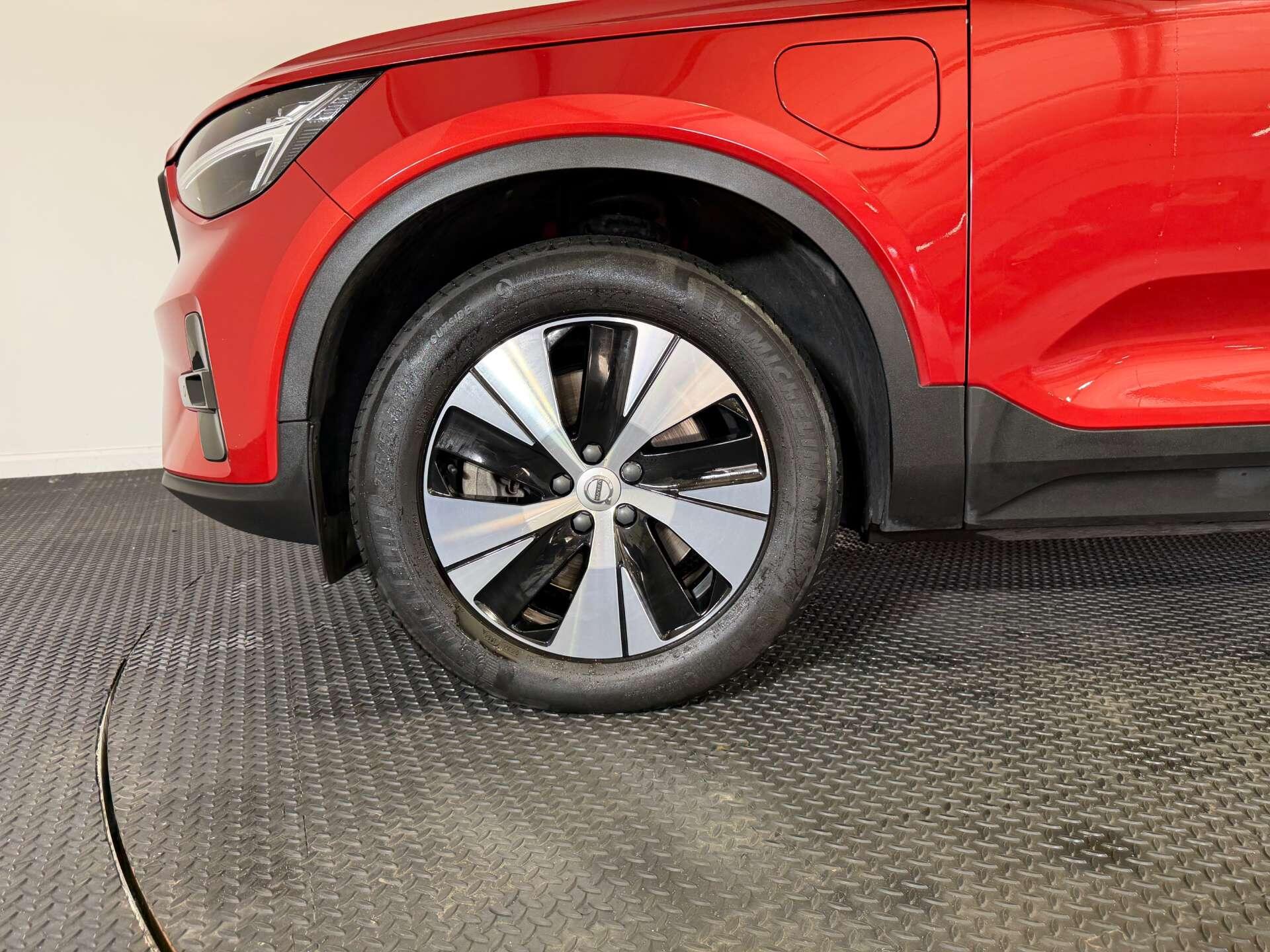 Volvo XC40 view 70
