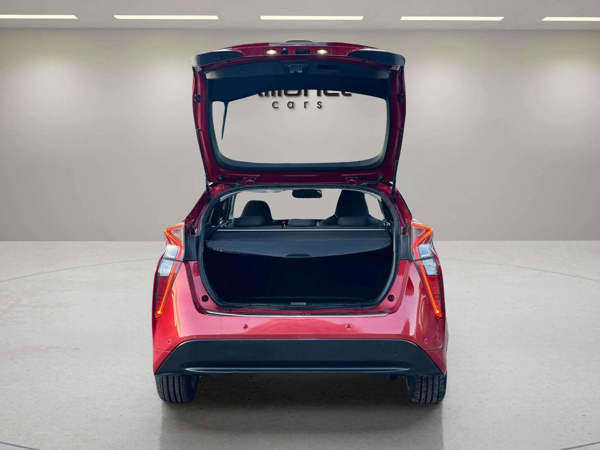 Toyota Prius view 66