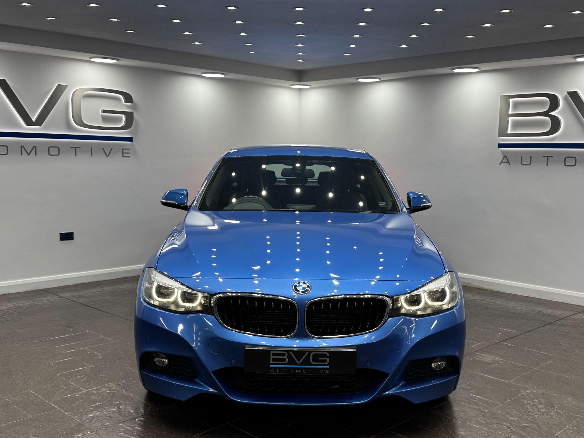 BMW 3 Series view 4