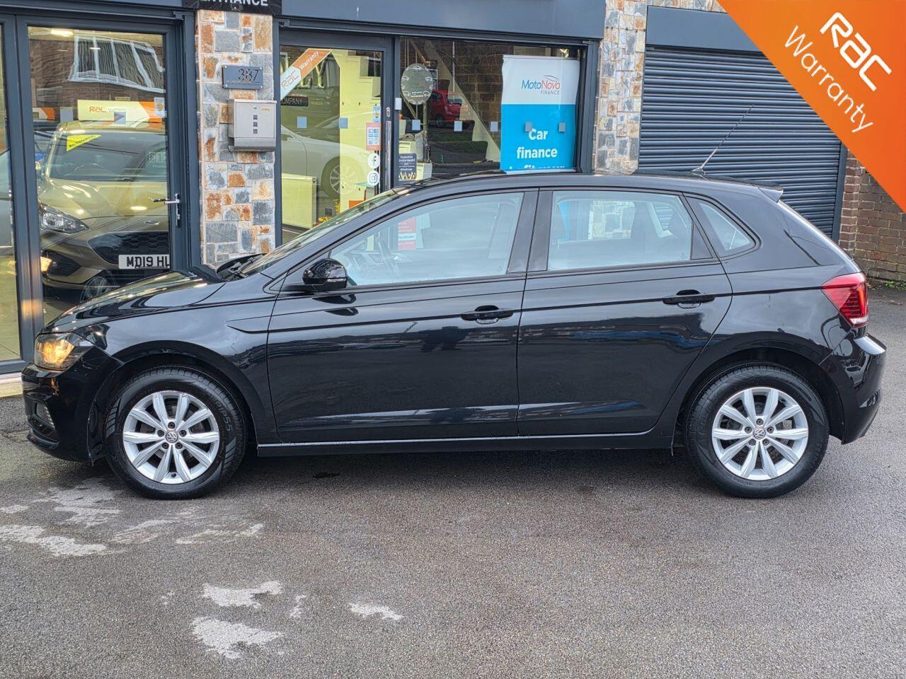 Volkswagen Polo view 2