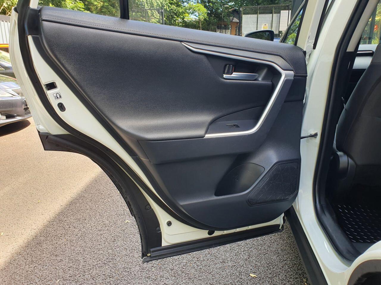 Toyota Rav4 view 23