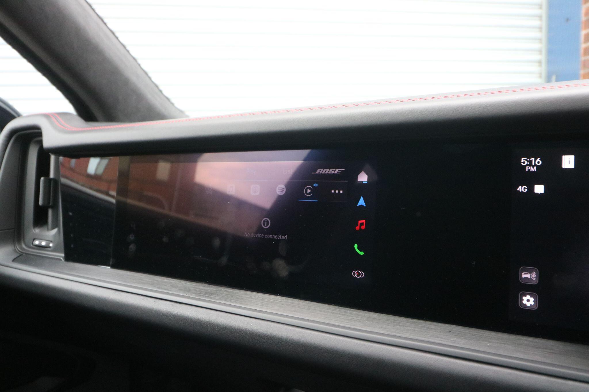 Porsche Cayenne view 30