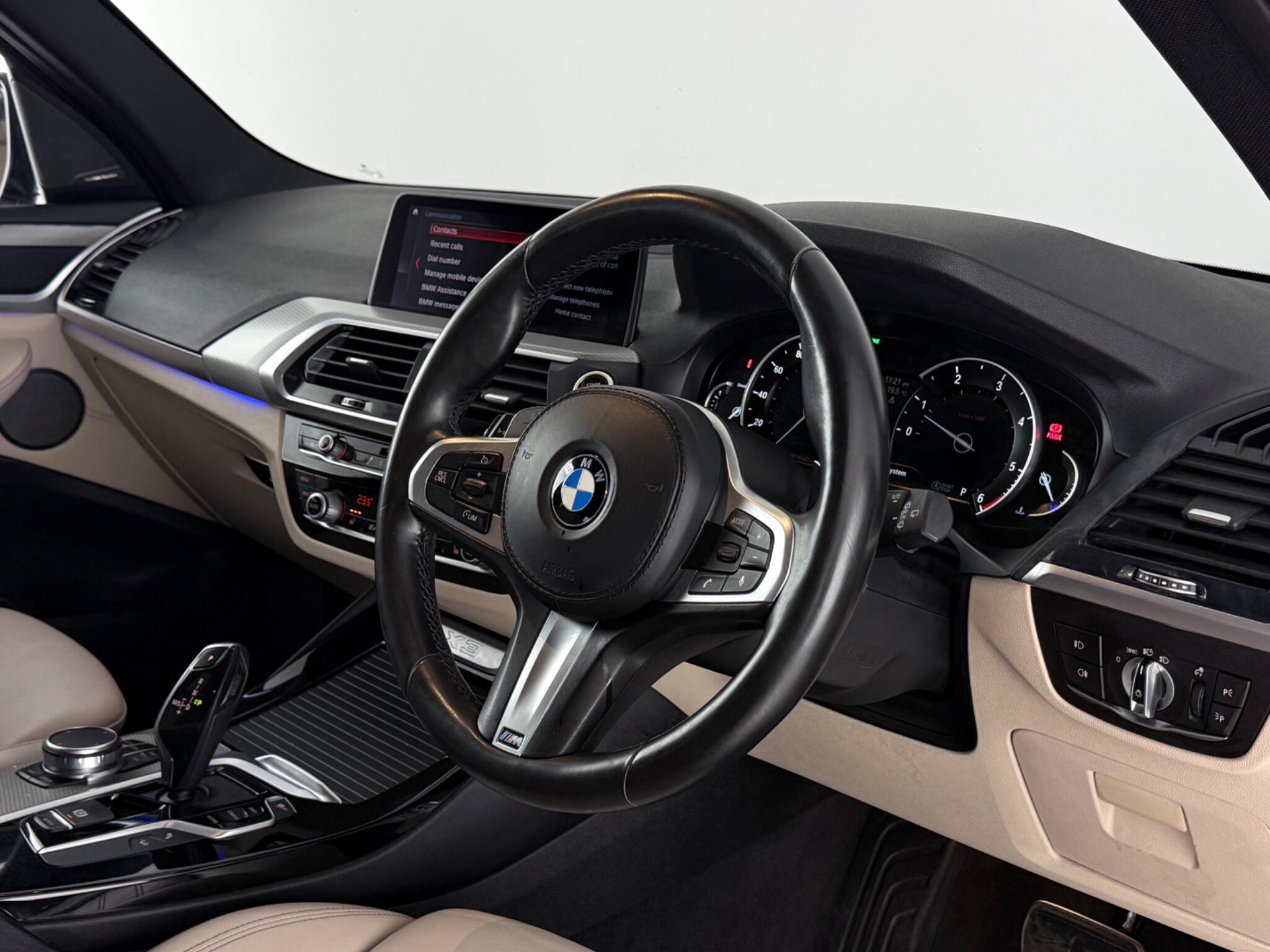 BMW X3 view 3