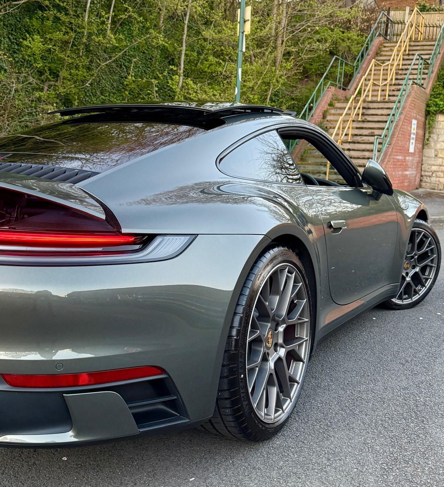 Porsche 911 view 62