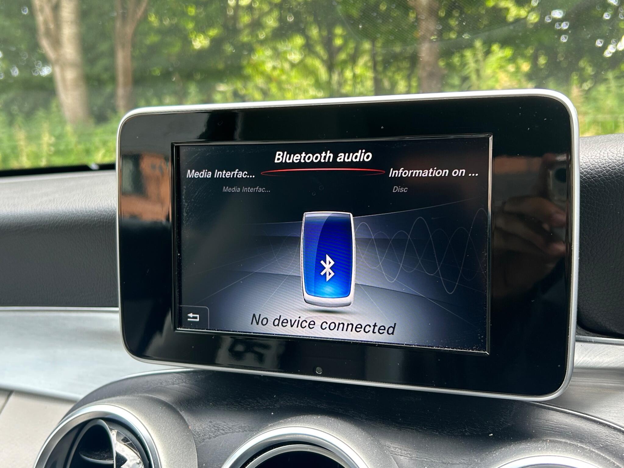Mercedes-Benz C-Class view 37
