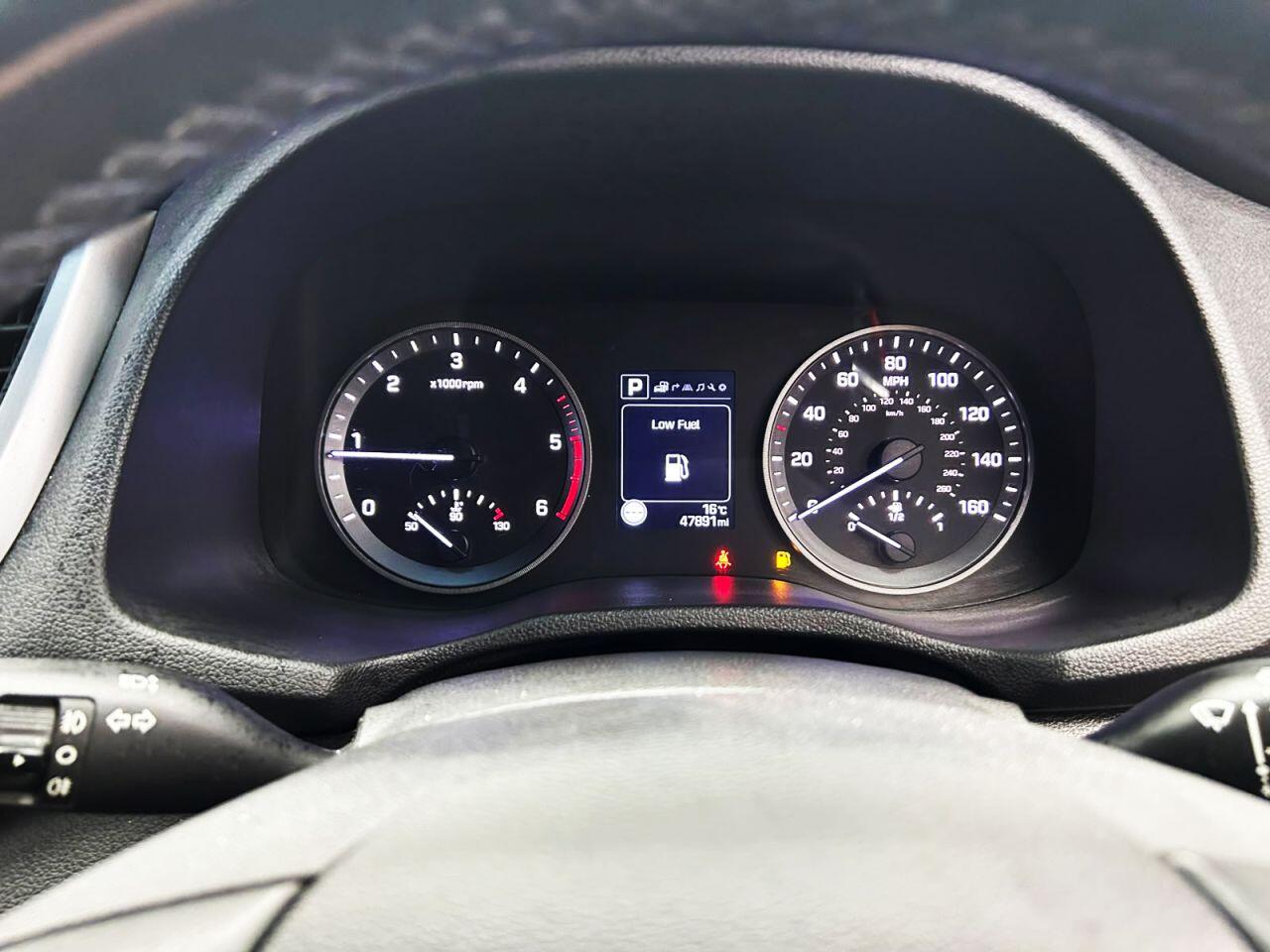 Hyundai Tucson view 18