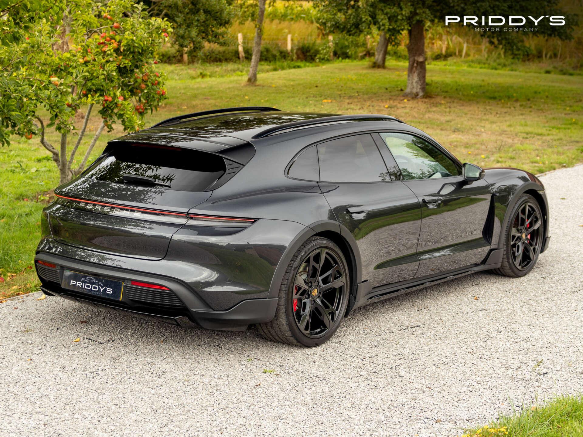 Porsche Taycan view 5