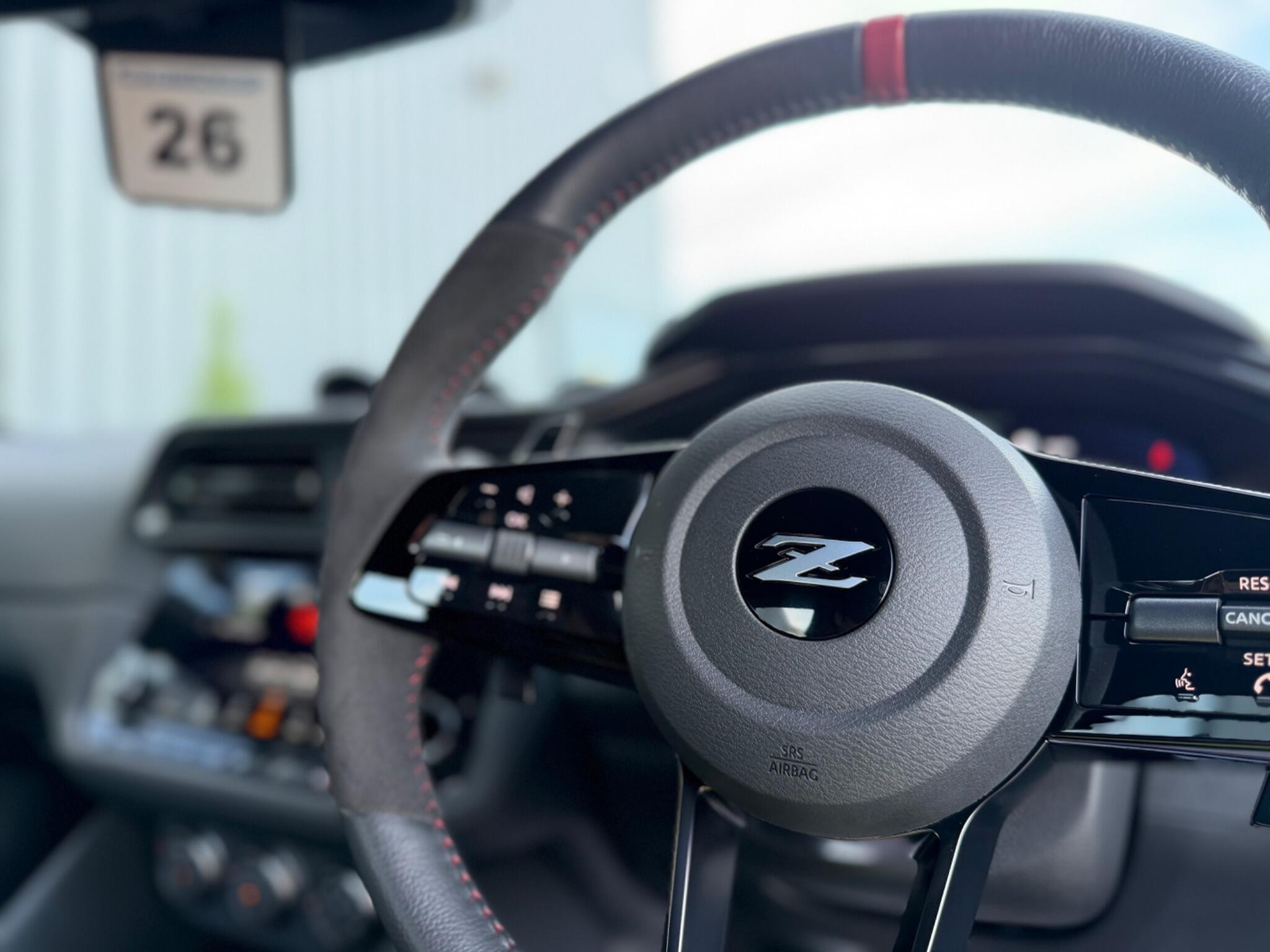 Nissan Fairlady view 77