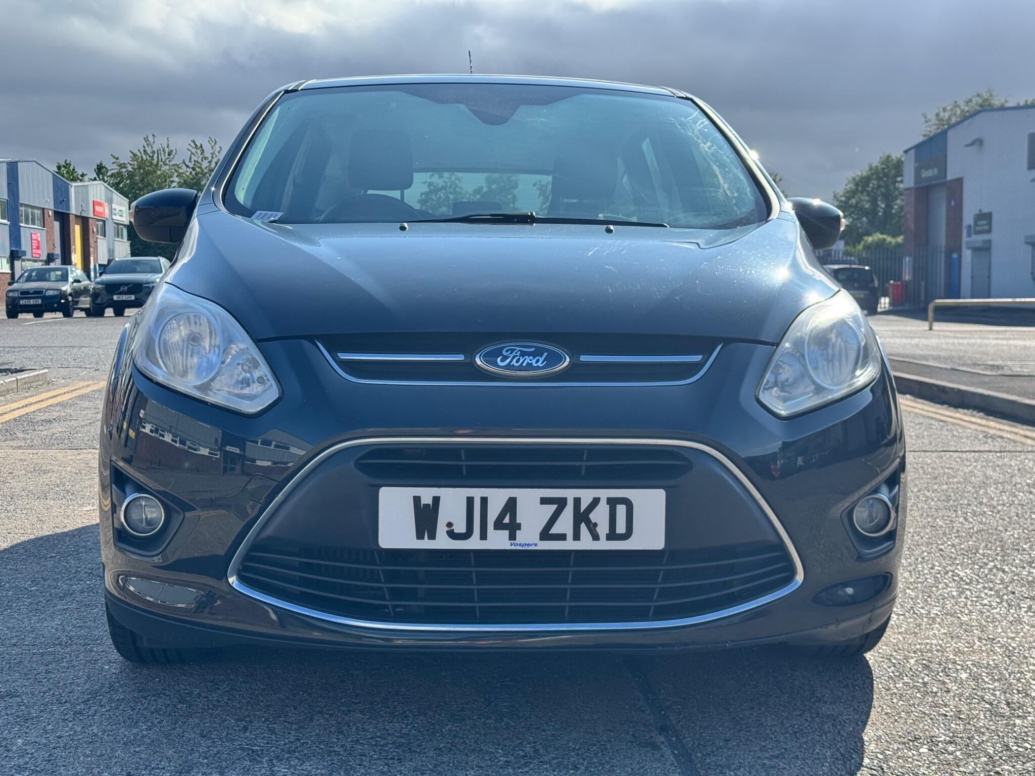 Ford C-Max view 6
