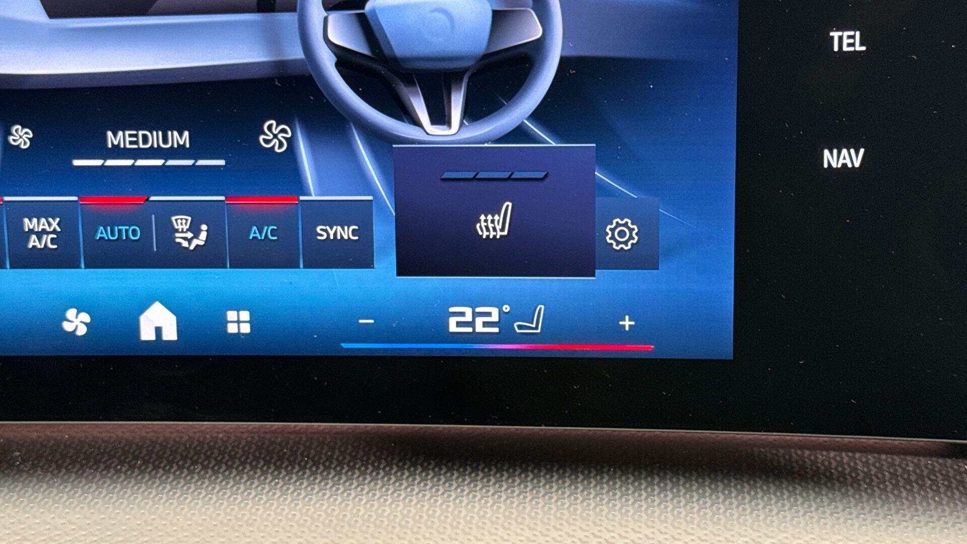 BMW X2 view 26